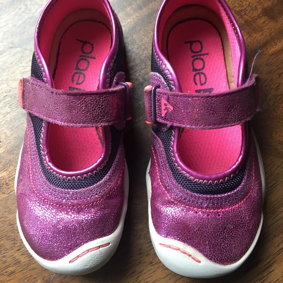 plae mary jane shoes